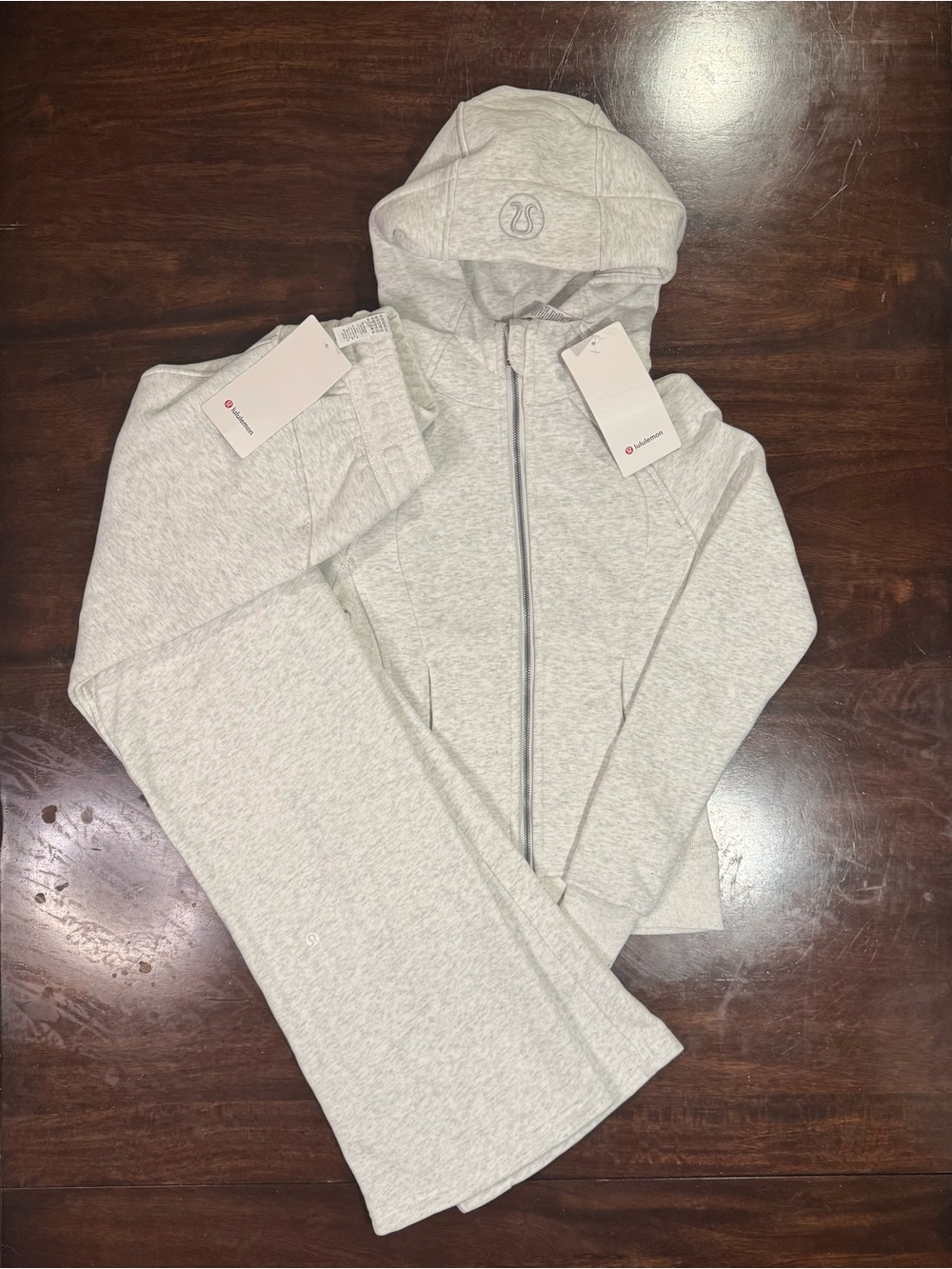 Lululemon Athletica Light Gray Hoodie Zip Jacket & Joggers Scuba Set